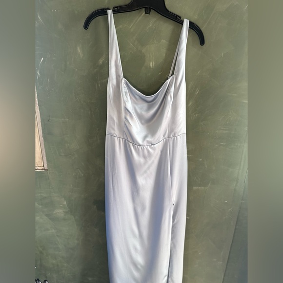 Use 10 Reformation Blue silk square neck dress - Picture 10 of 10